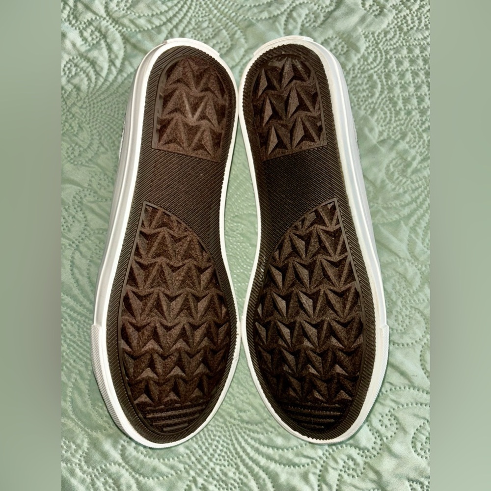 *NWOT Gypsy Jazz Buffalo Plaid Slip On Sneakers - Picture 5 of 7